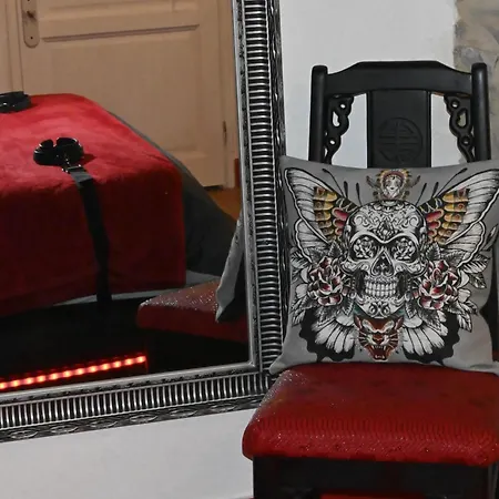 Dol In Bdsm Love hotel